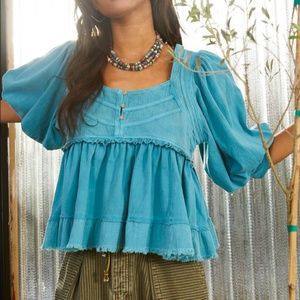 NWT Shelly Top in Tahiti Blue
